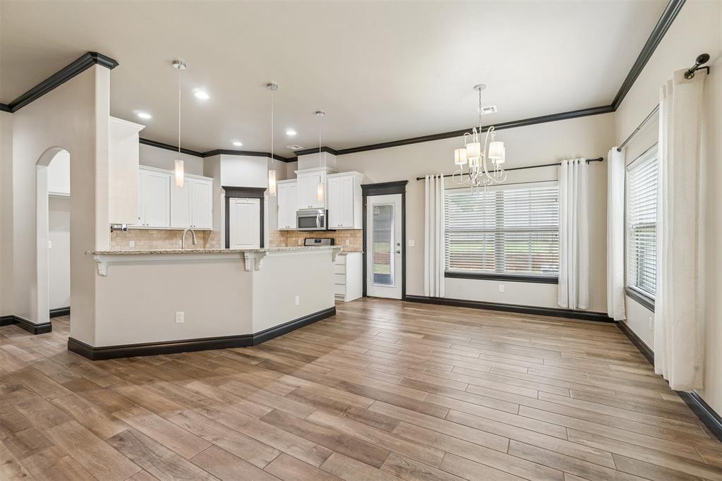19024 Pinehurst Trail Drive Property Photo 9