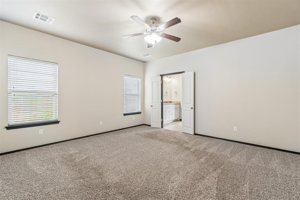 19024 Pinehurst Trail Drive Property Photo 14