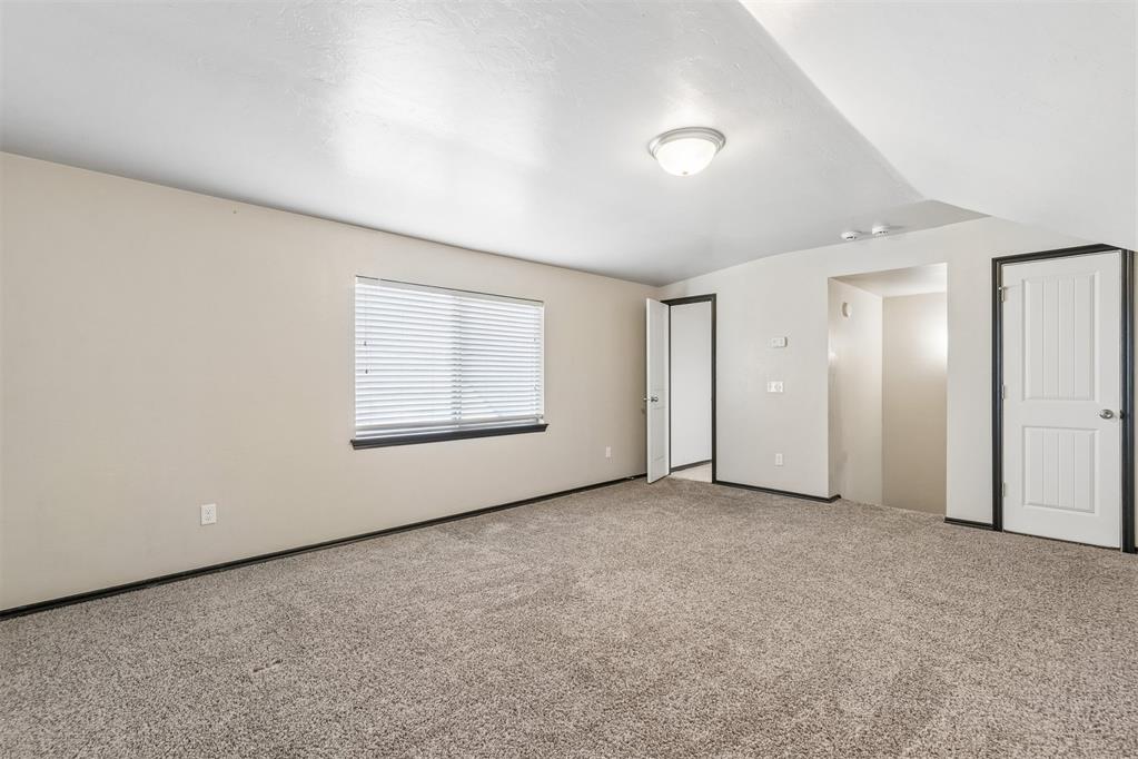 19024 Pinehurst Trail Drive Property Photo 27