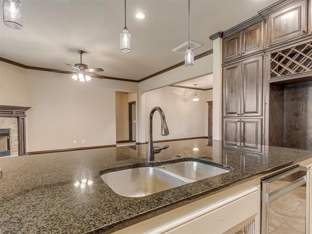 601 Dayton Circle Property Photo 11