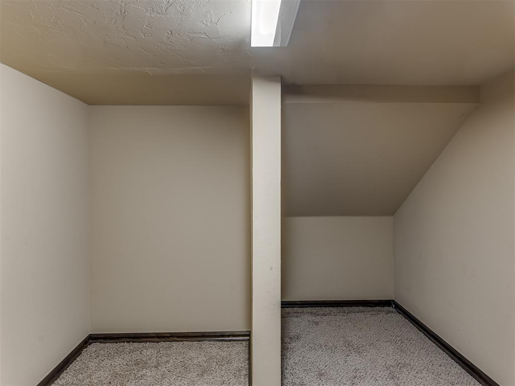 601 Dayton Circle Property Photo 22