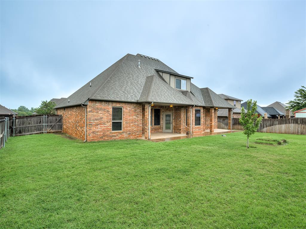 601 Dayton Circle Property Photo 43