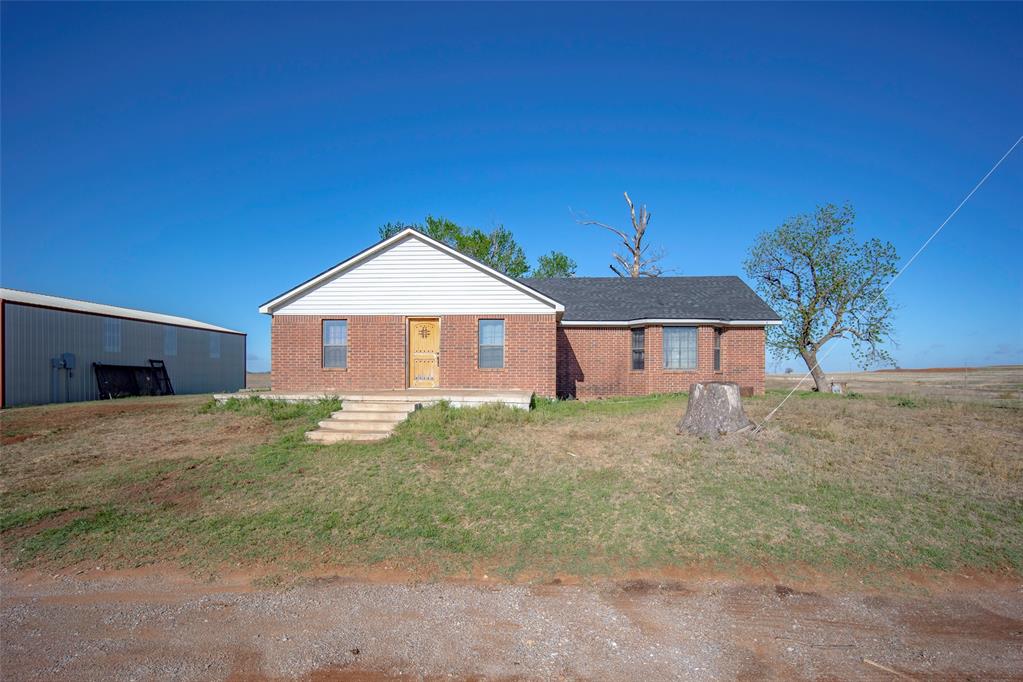 585 County Road 1310 Property Photo 2