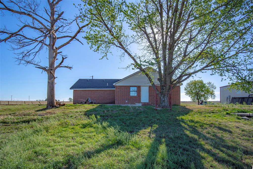 585 County Road 1310 Property Photo 4