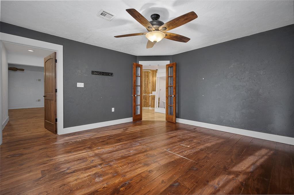 585 County Road 1310 Property Photo 14