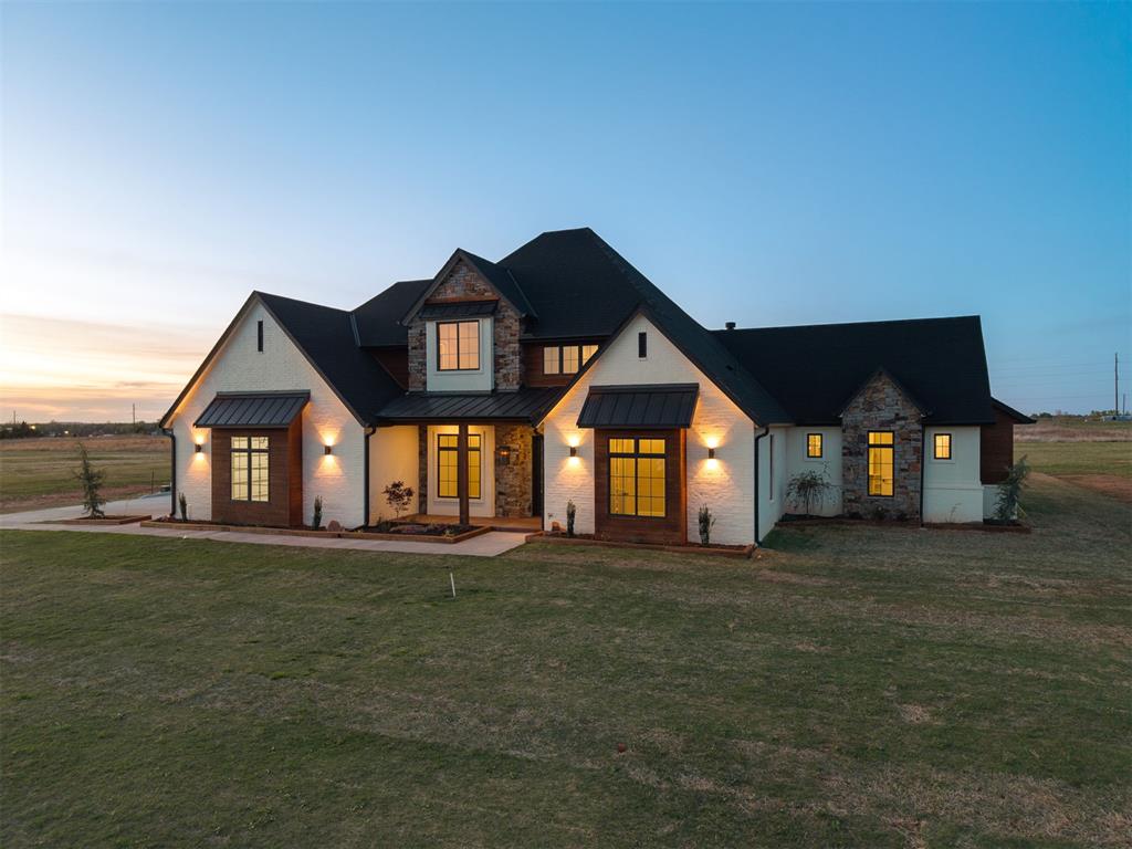 9214 S Cimarron Road Property Photo 1
