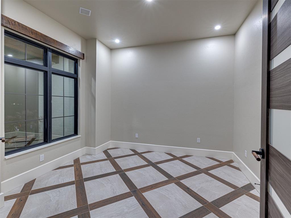 9214 S Cimarron Road Property Photo 18