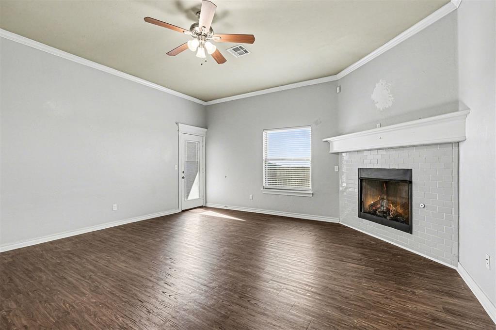 12704 Nw 5th Street Property Photo 6
