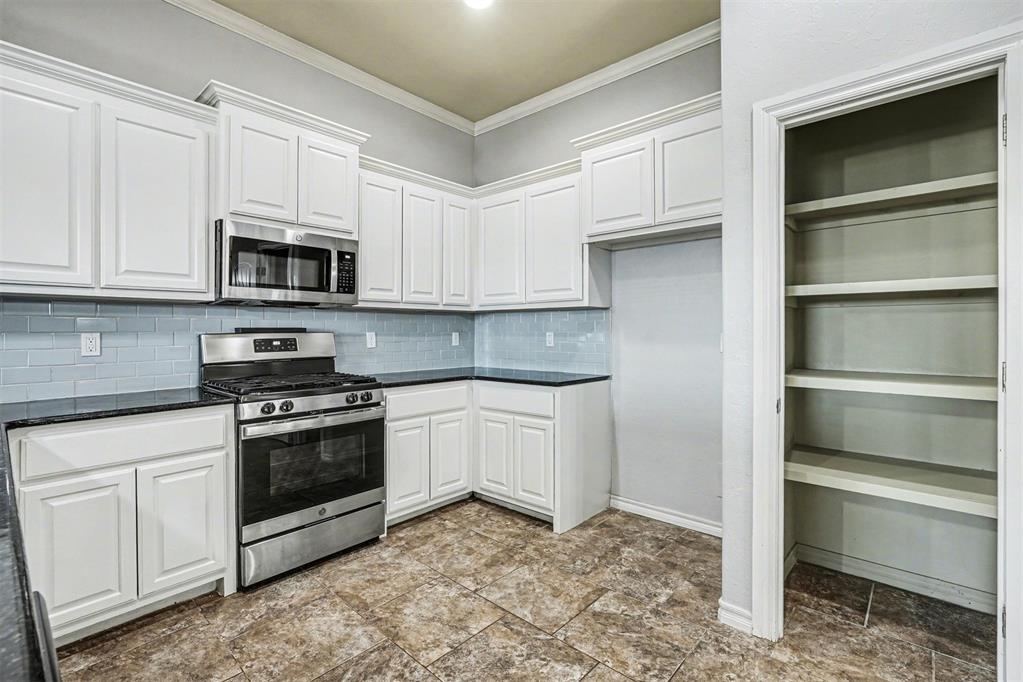 12704 Nw 5th Street Property Photo 12