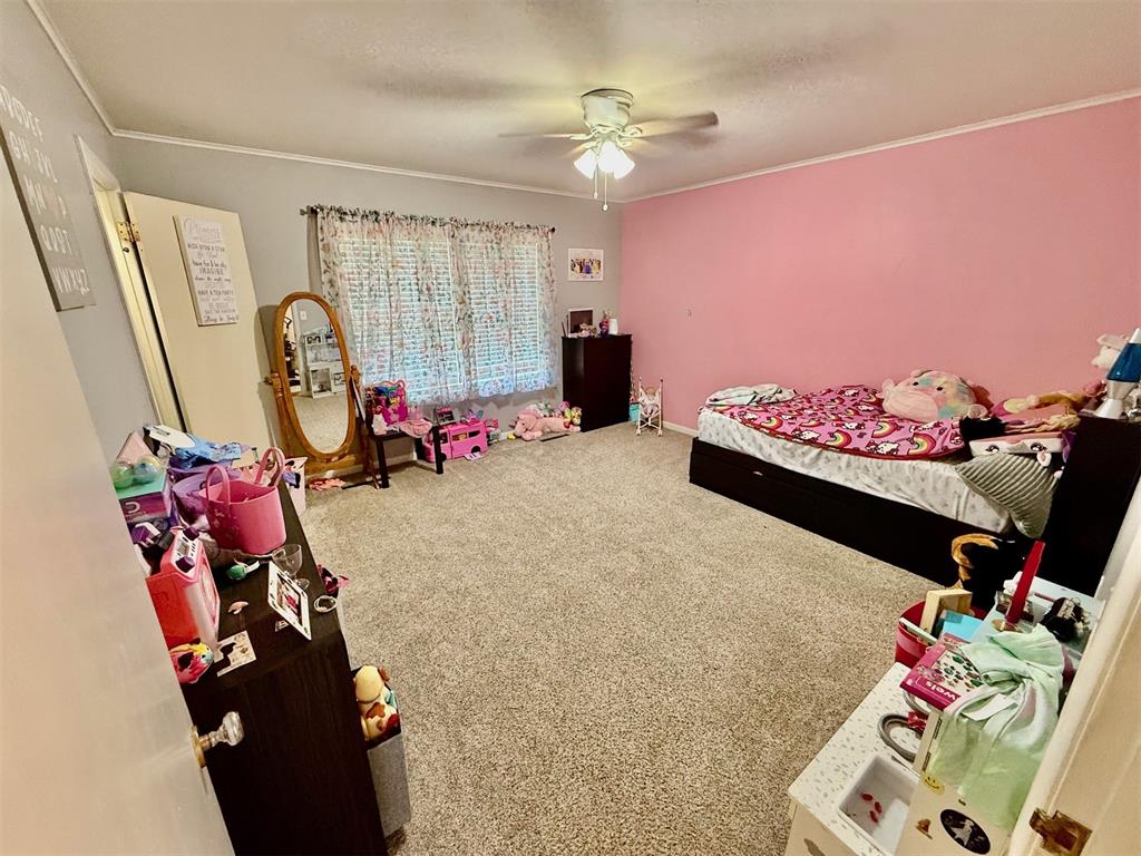 721 E 4th Street Property Photo 24