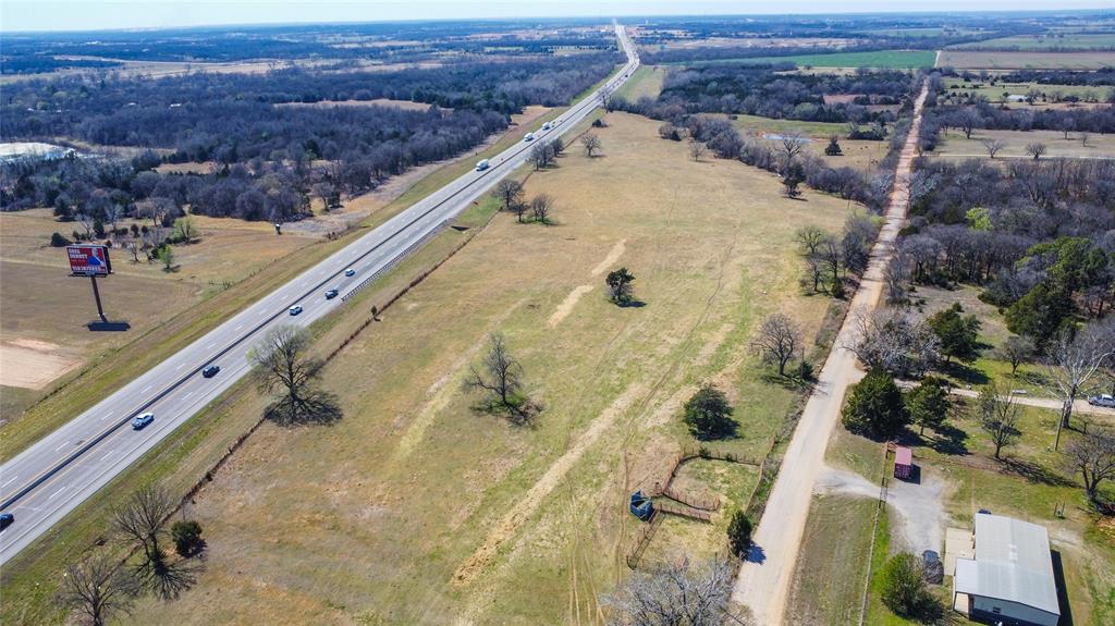 910 Road Property Photo 2