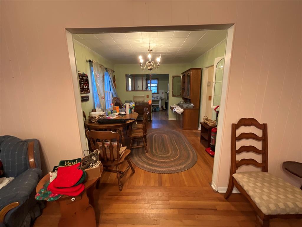 307 Sw Burt Street Property Photo 9