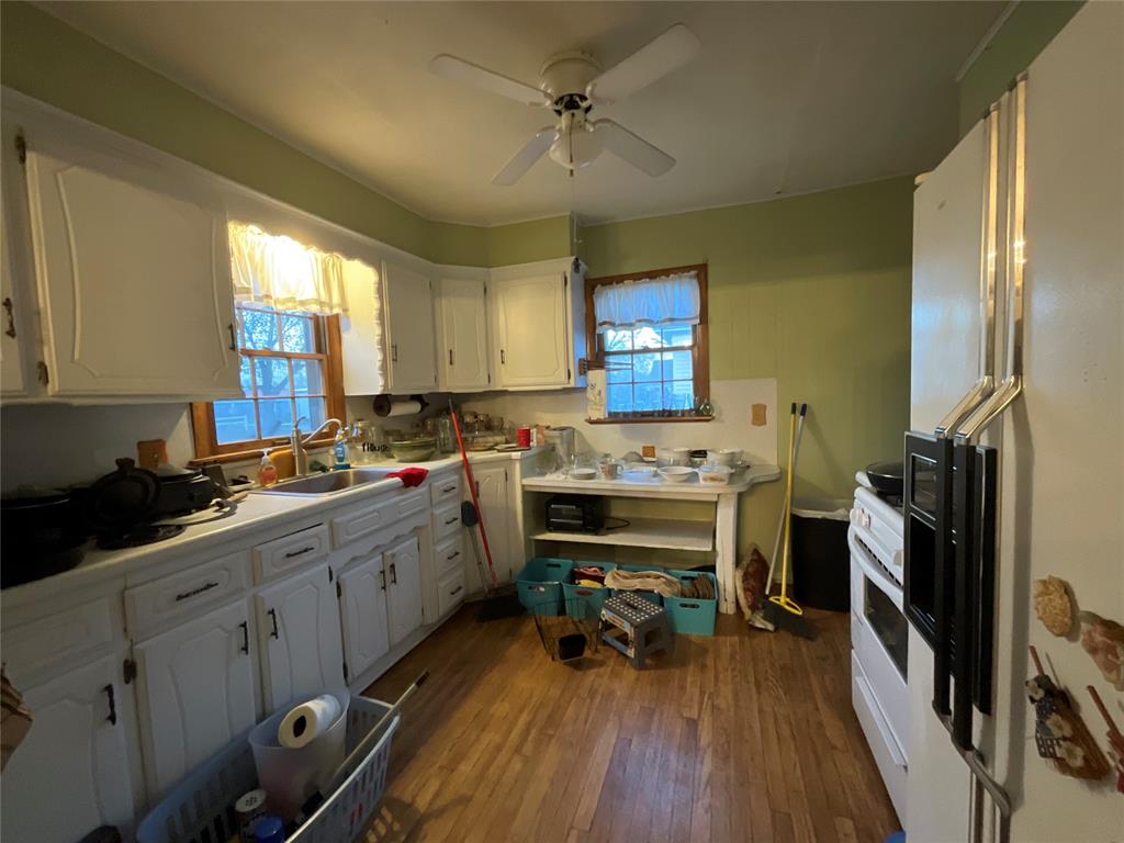 307 Sw Burt Street Property Photo 11