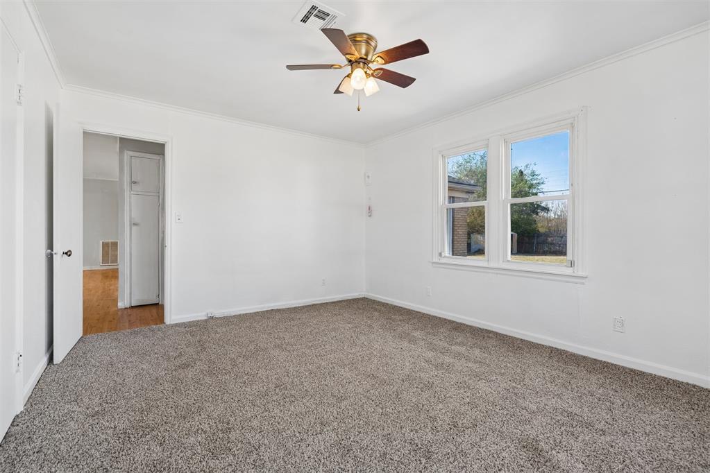 115 E Haddock Street Property Photo 12