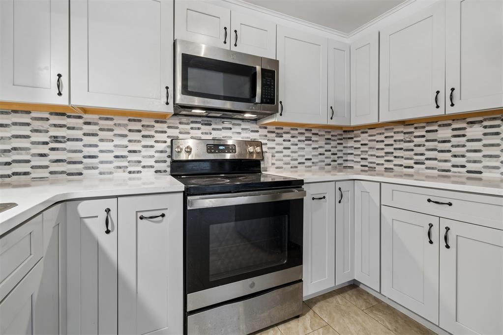 115 E Haddock Street Property Photo 26