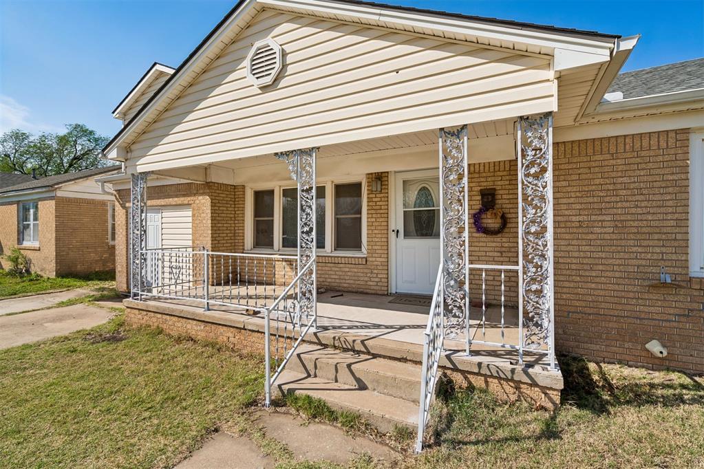 115 E Haddock Street Property Photo 33