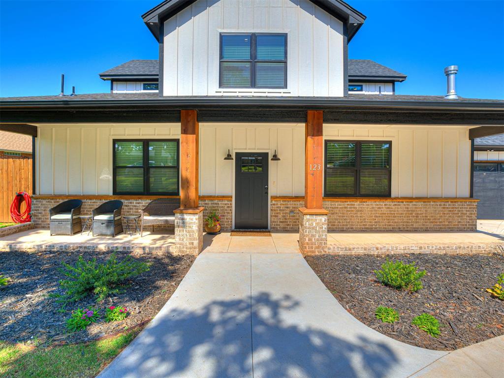123 Key Drive Property Photo 8
