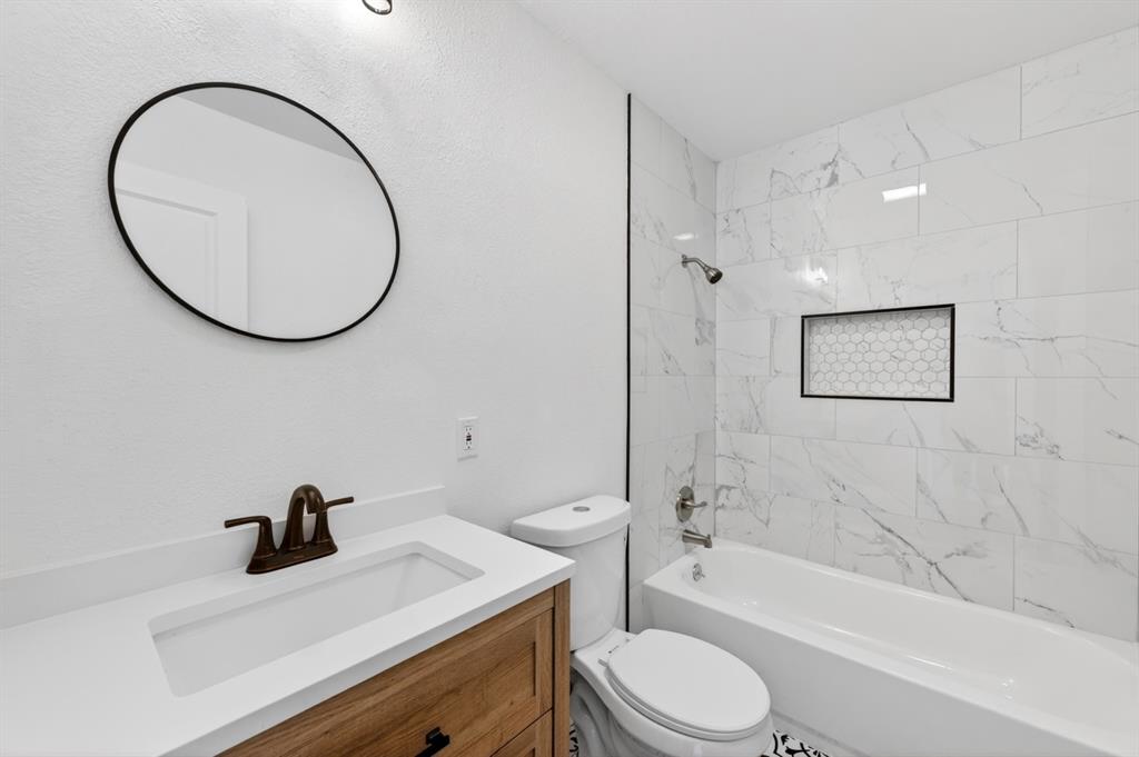 509 E Kerr Drive Property Photo 6