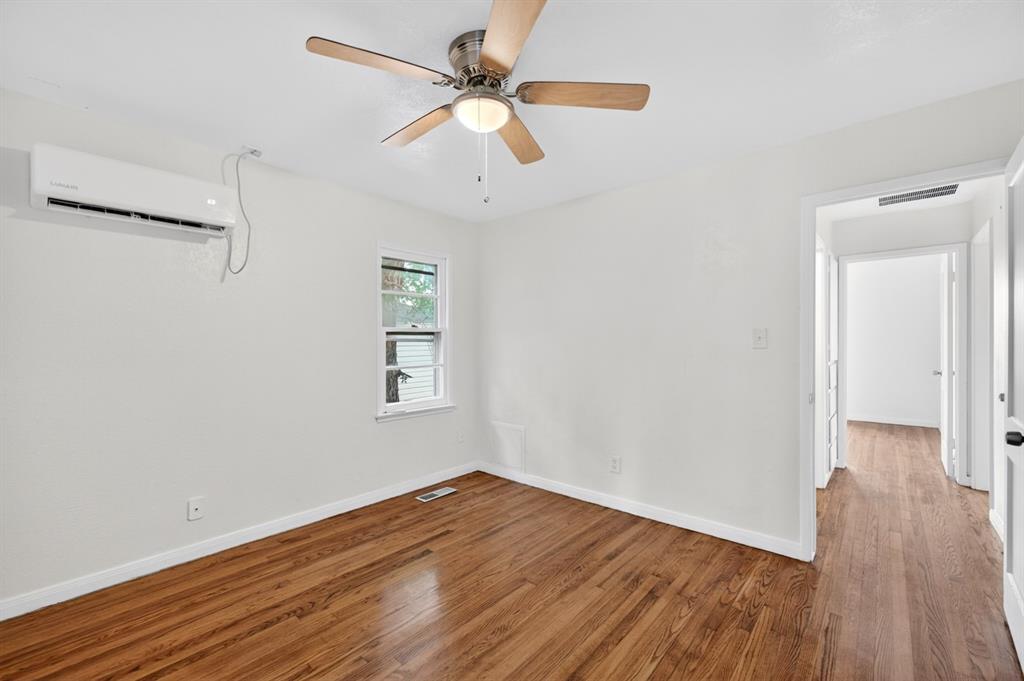 509 E Kerr Drive Property Photo 8