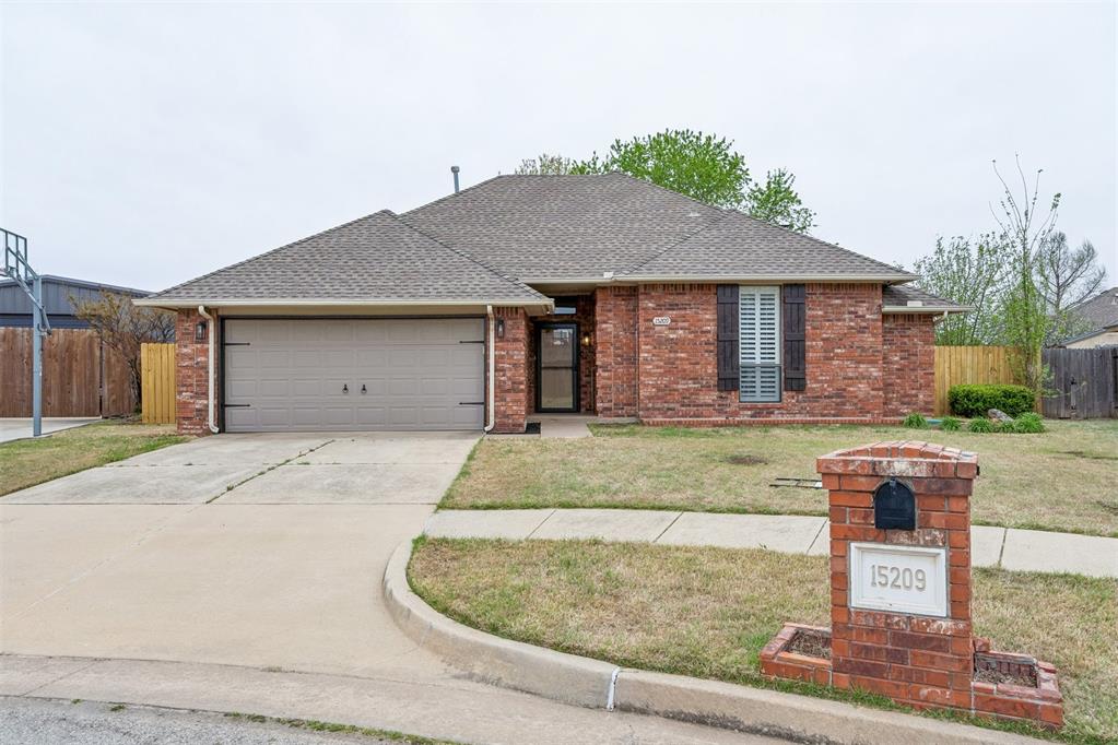 15209 Derrick Circle Property Photo 1