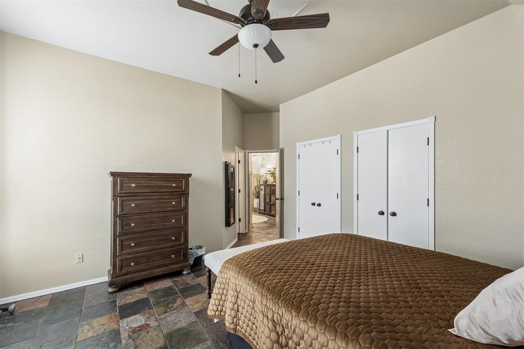 15209 Derrick Circle Property Photo 19