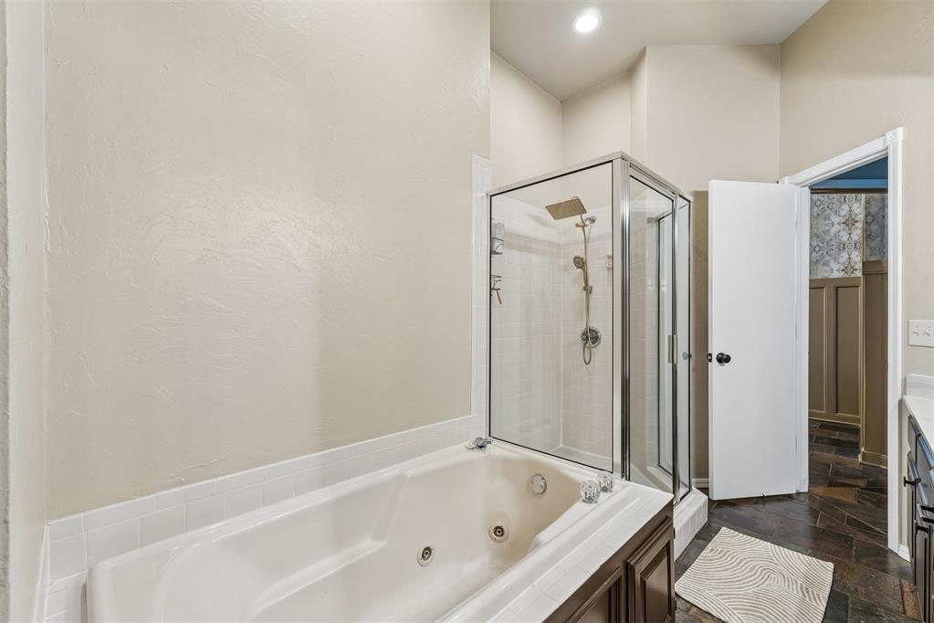 15209 Derrick Circle Property Photo 22