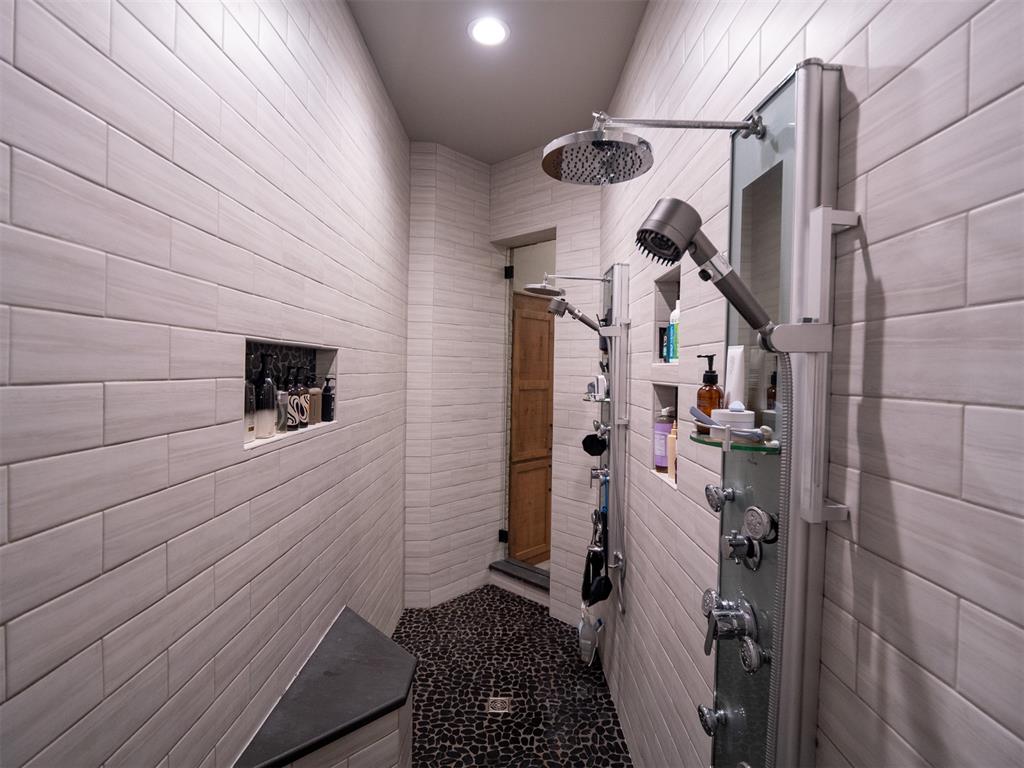 1304 Inverness Circle Property Photo 21