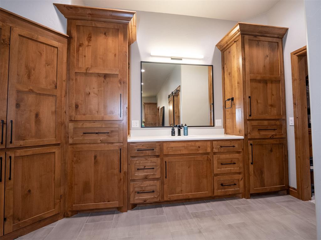 1304 Inverness Circle Property Photo 29