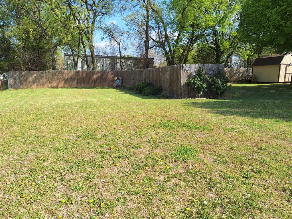 200 W 7th Street Property Photo 21