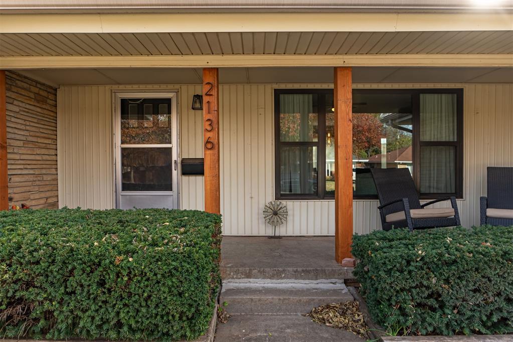 2136 Barclay Road Property Photo 3