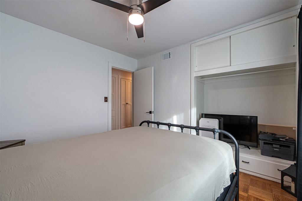 2136 Barclay Road Property Photo 15