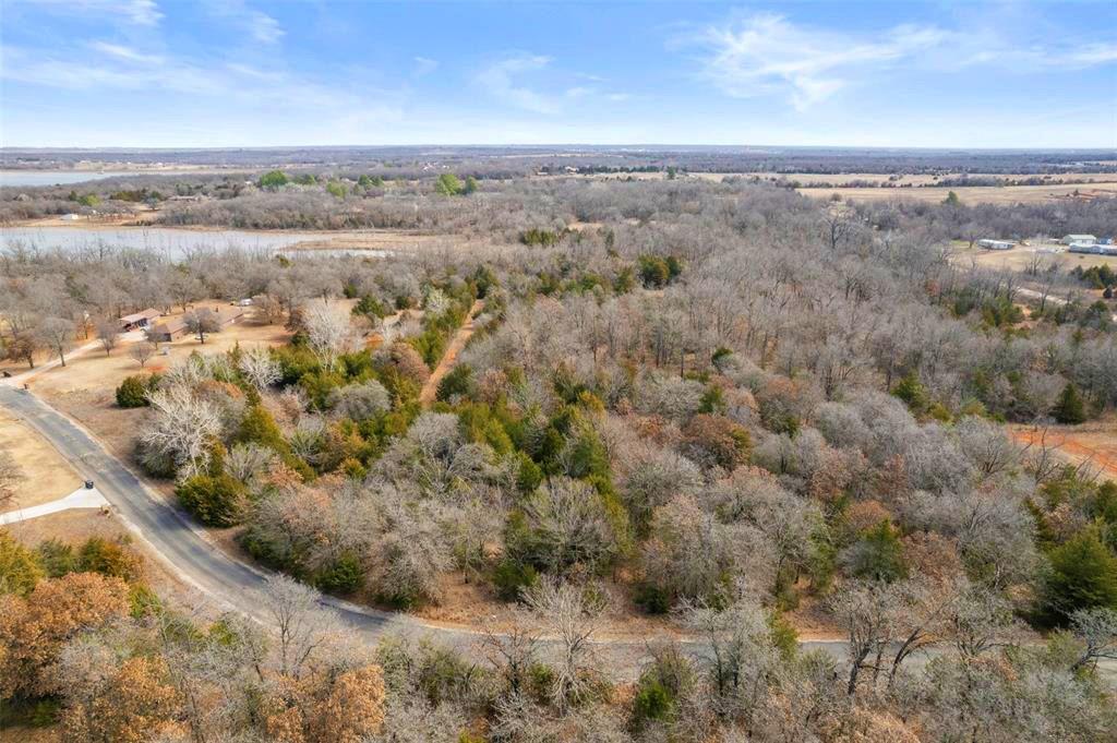 114 Timber Lake Drive Property Photo 7