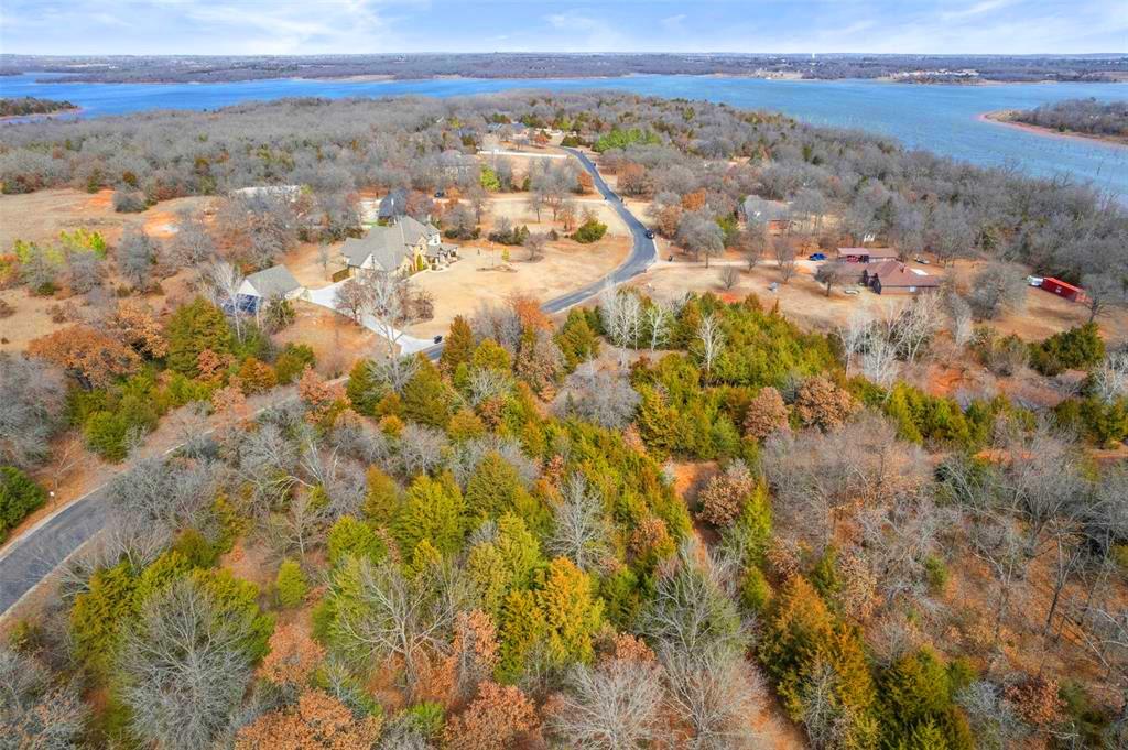 114 Timber Lake Drive Property Photo 9