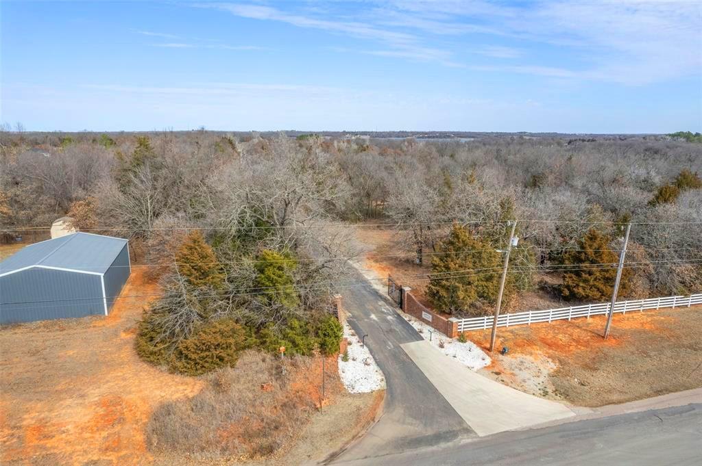 114 Timber Lake Drive Property Photo 11