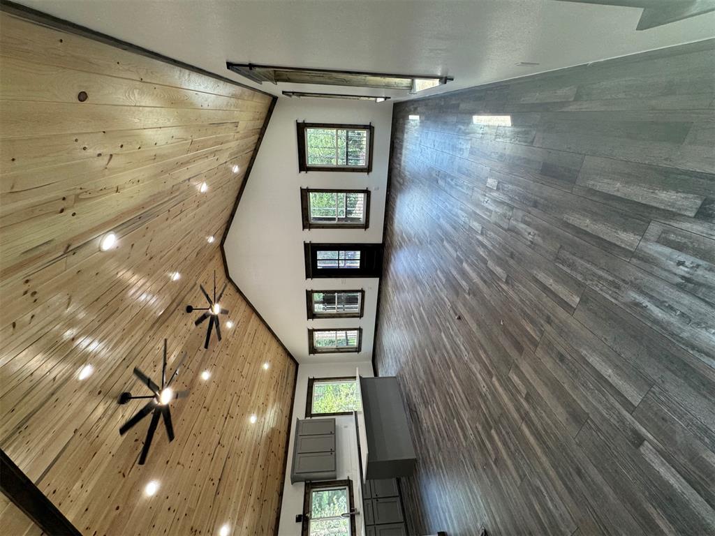 1275 Dawn View Way Property Photo 2