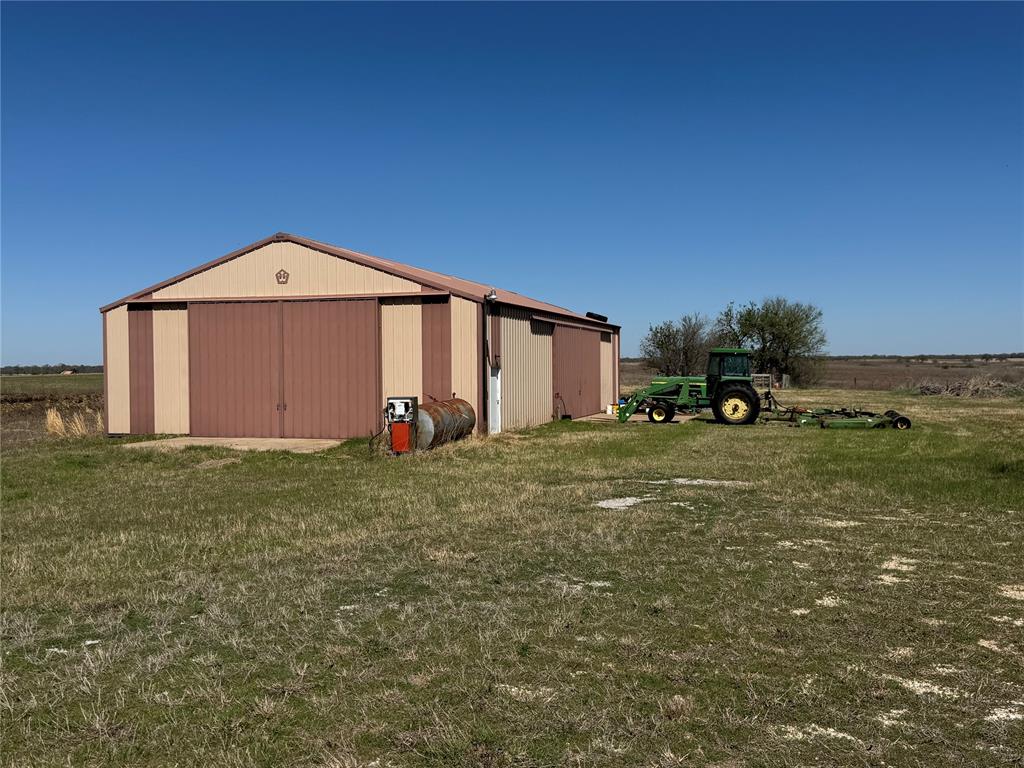 27502 Agate Road Property Photo 1