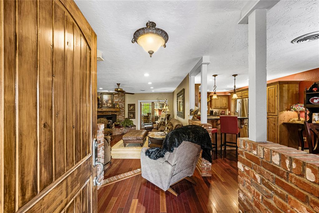 2711 S 27th Street Property Photo 4
