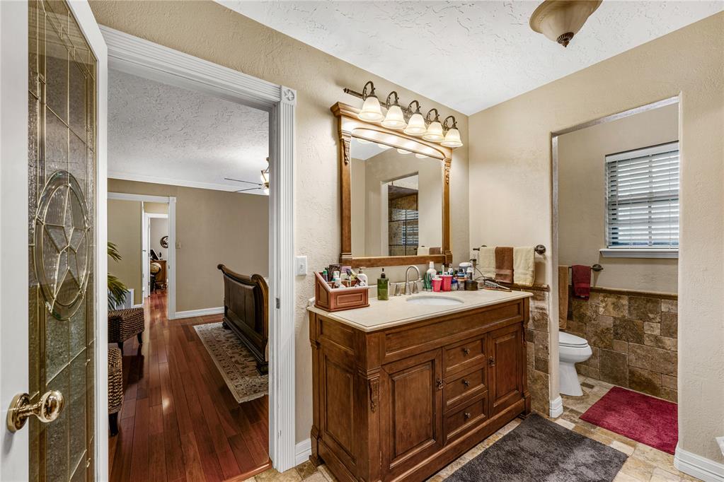 2711 S 27th Street Property Photo 19