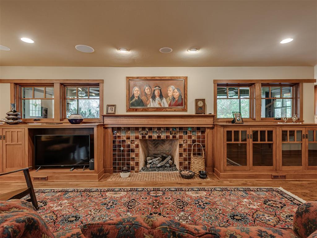 1100 Woodrow Court Property Photo 8