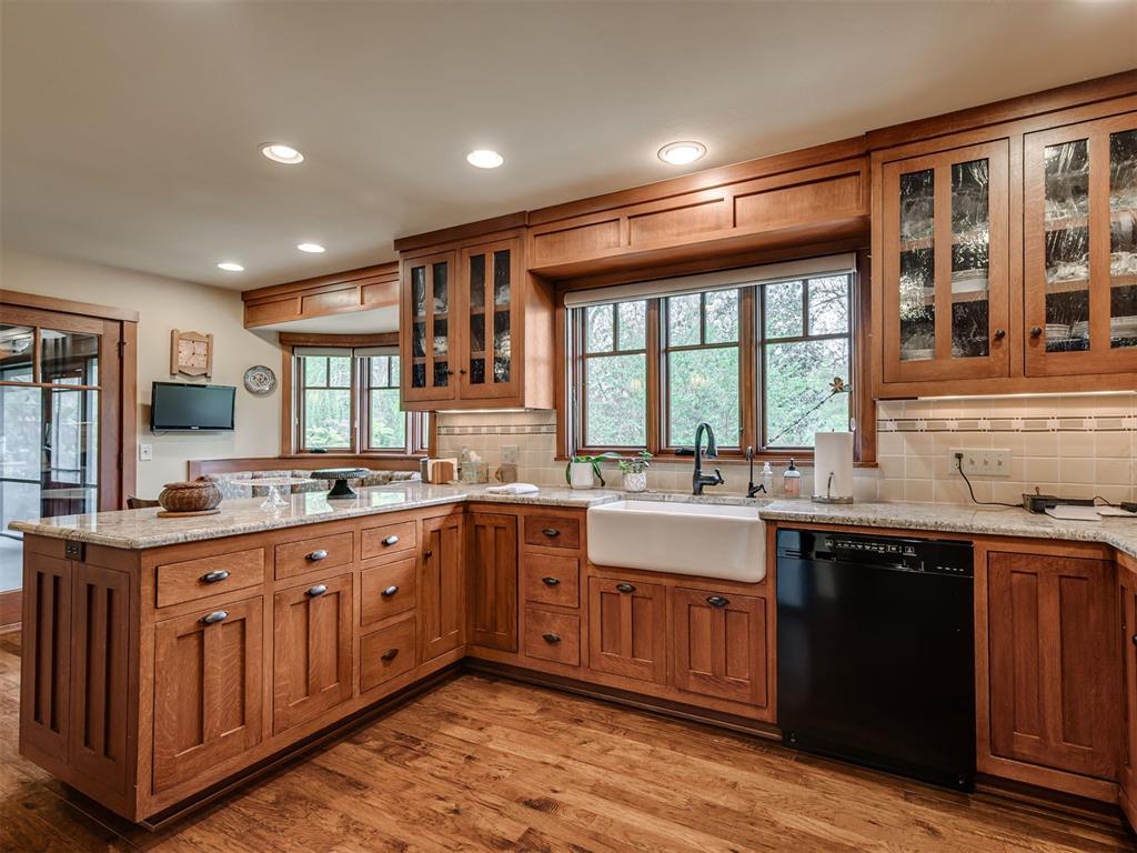 1100 Woodrow Court Property Photo 14