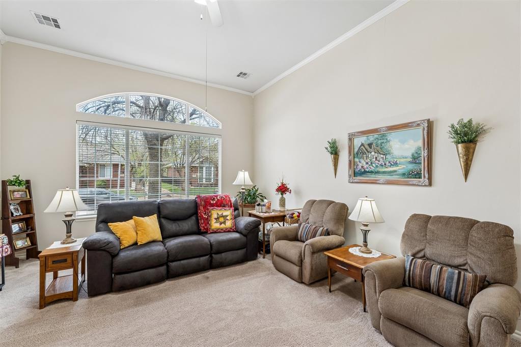 15508 Swallowtail Road Property Photo 10