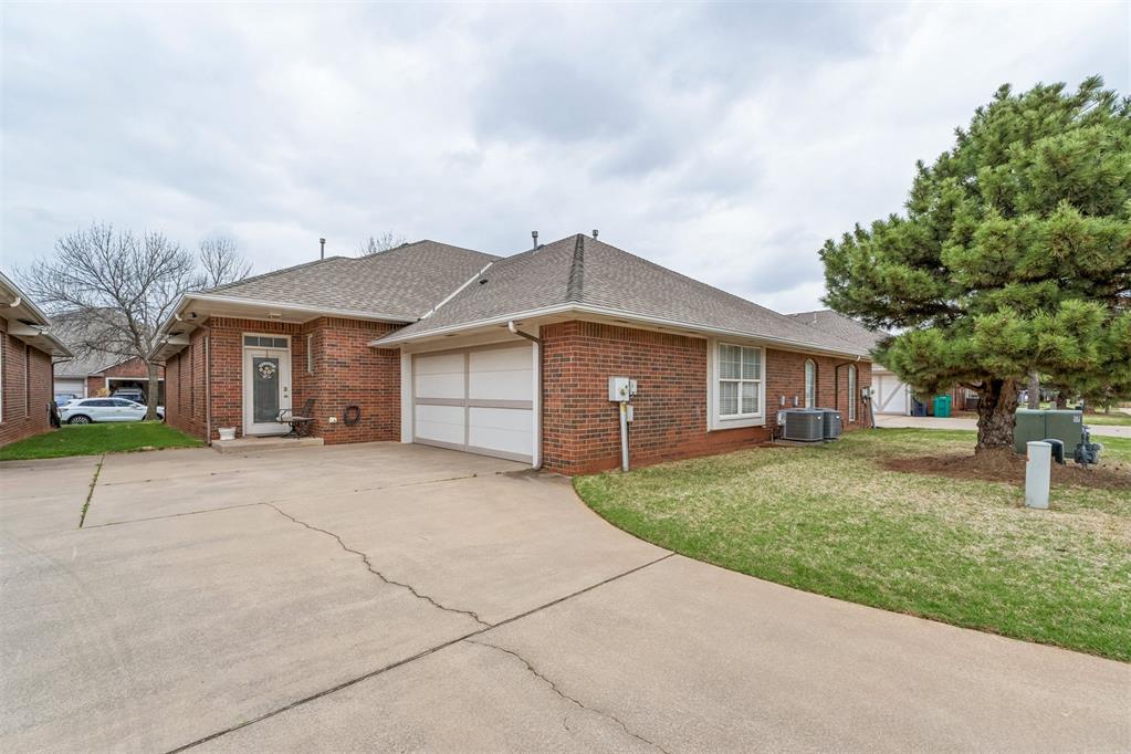 15508 Swallowtail Road Property Photo 37