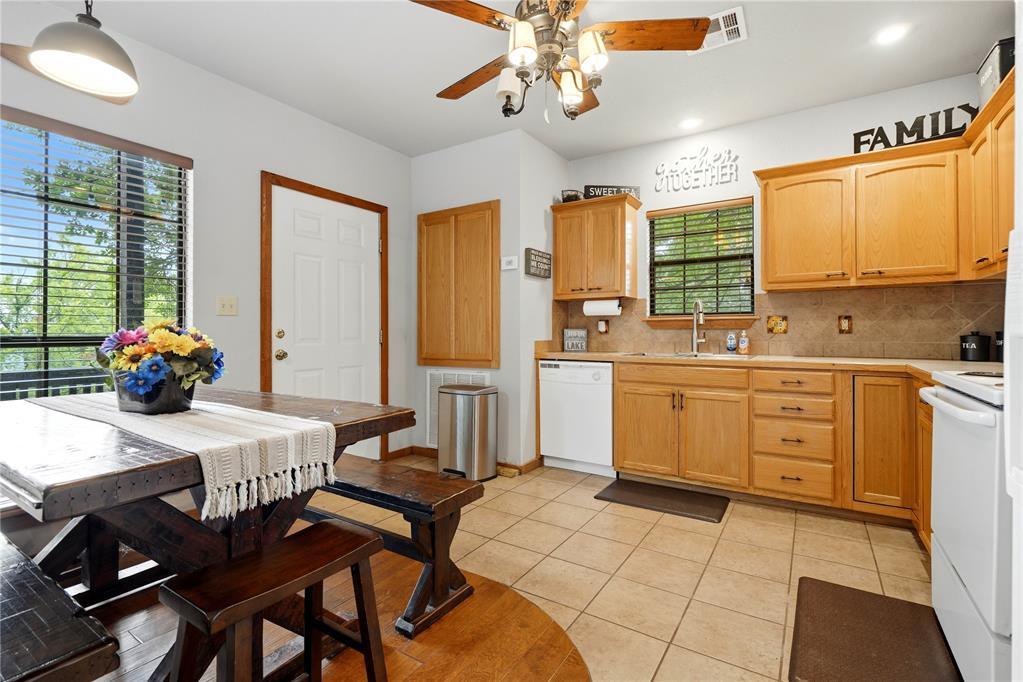 448532 E 979 Drive Property Photo 14