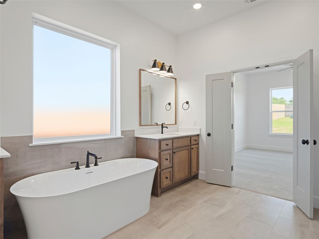 408 Basin Way Property Photo 32