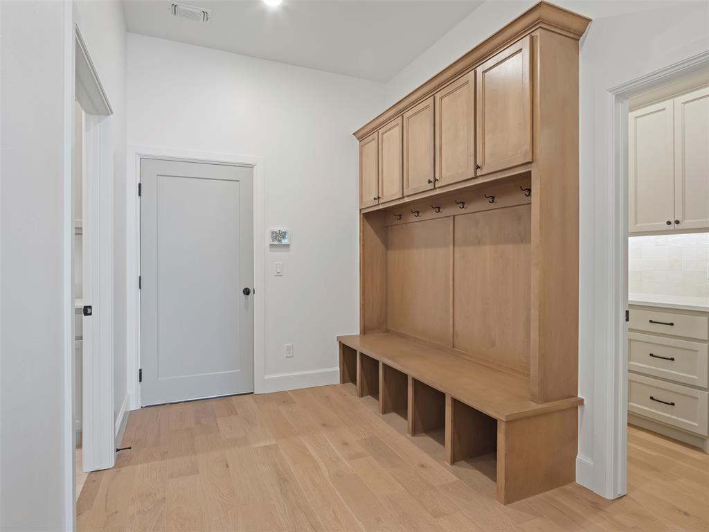 408 Basin Way Property Photo 39