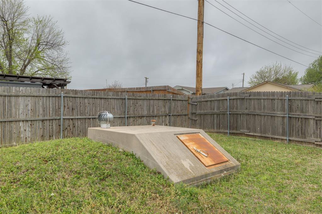 200 E Beech Avenue Property Photo 6