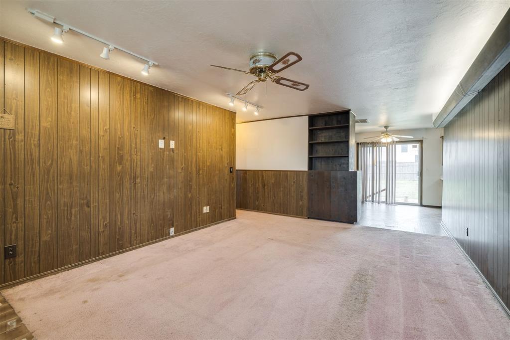 200 E Beech Avenue Property Photo 10