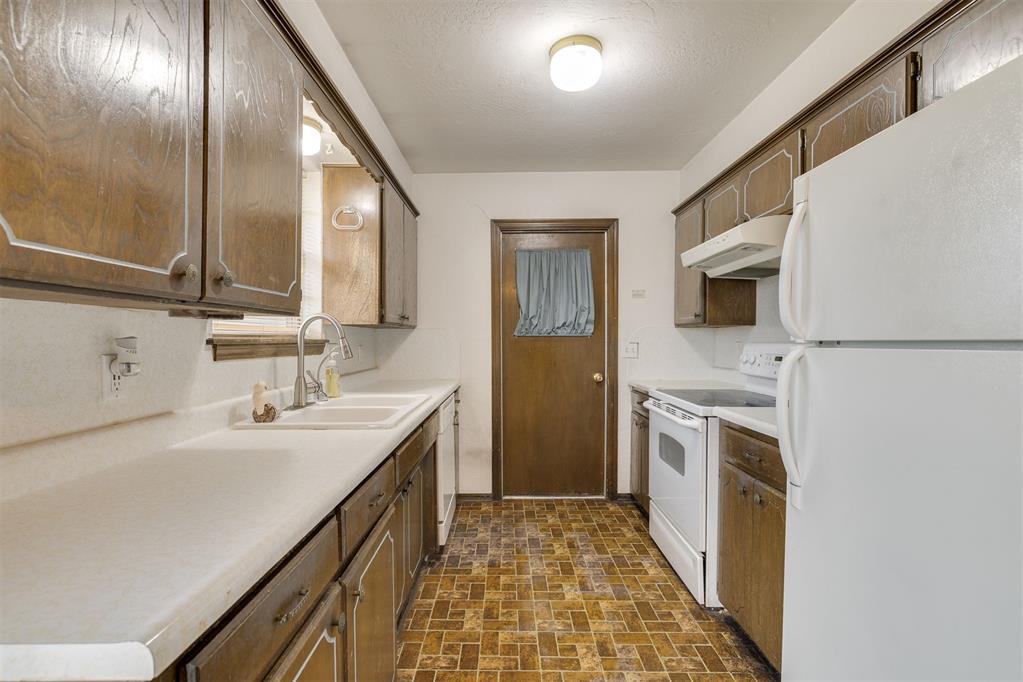 200 E Beech Avenue Property Photo 16