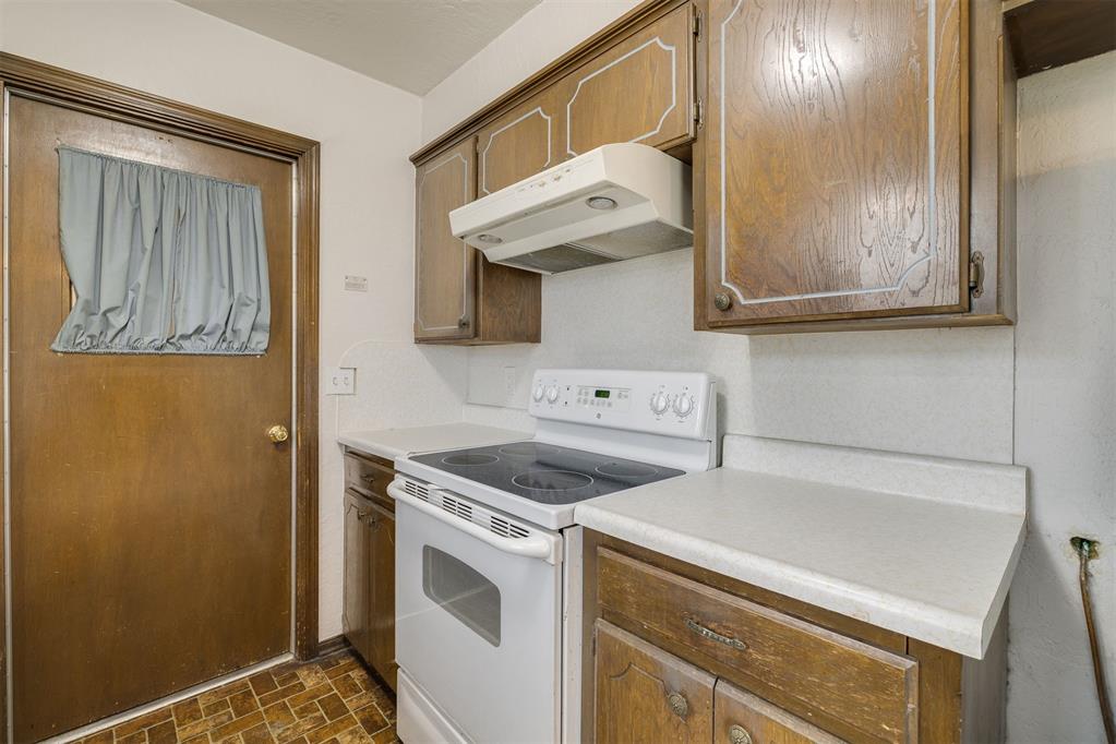 200 E Beech Avenue Property Photo 18