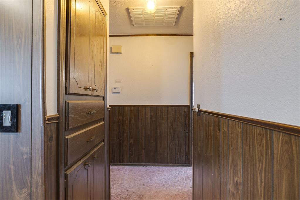 200 E Beech Avenue Property Photo 22